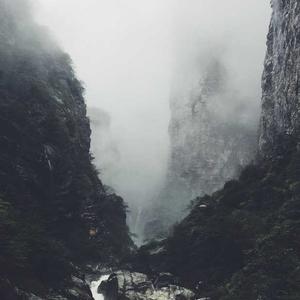 砺志见闻拾贝：夜校教室里的灯
